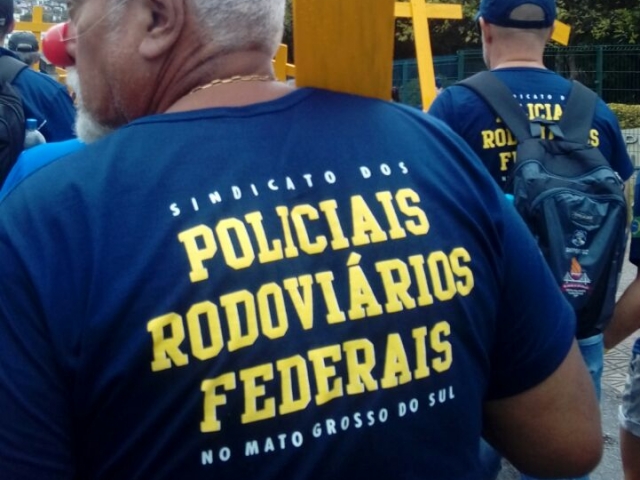 PRFs protestam em Florianópolis durante jogos de Integração
