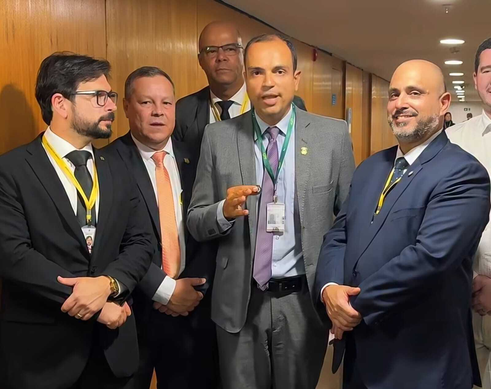 FenaPRF e SINPRF/MS convocam todos os PRFs a participarem de ato no Congresso Nacional